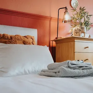 Cheshire Retreat, Close To Tatton Park Holiday home